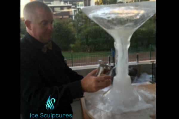large-martini-glass-47A6EF989-0160-A5F5-0F3C-764712EFE0BF.png